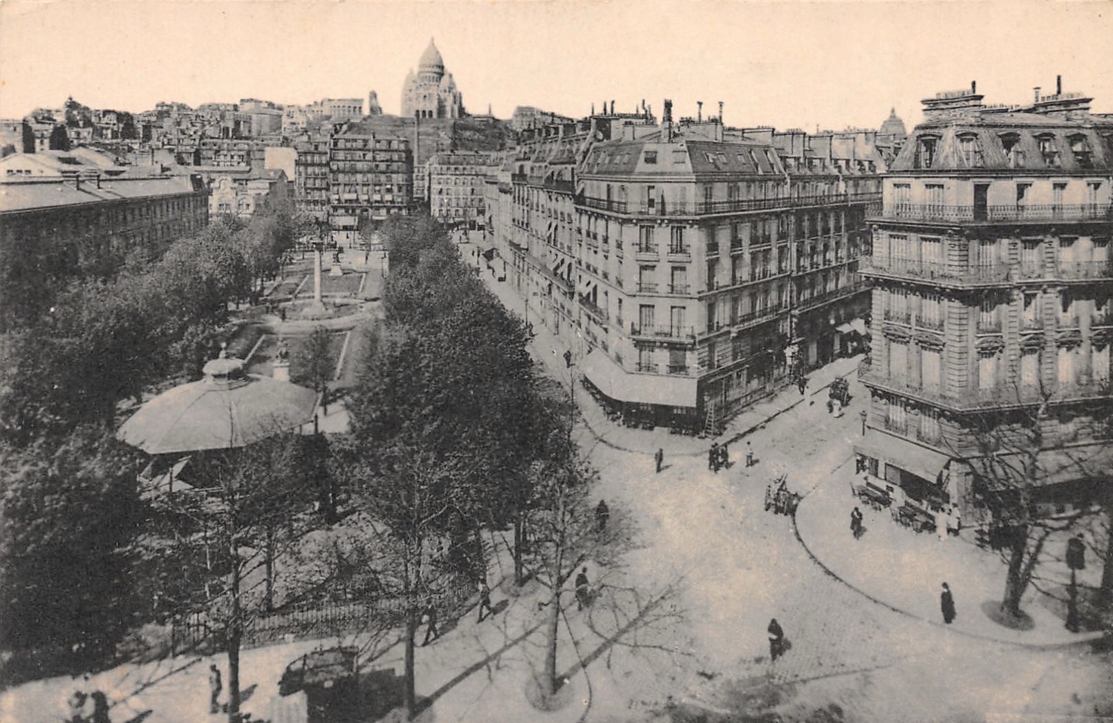 Square d’Anvers – Blick von der Avenue Trudaine in Richtung Sacré-Cœur